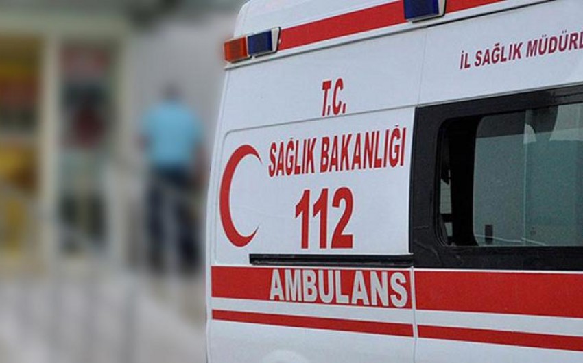 Bitlisdə avtobus dərəyə düşüb, yaralananlar var