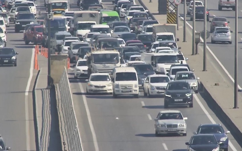 Bakıda yol qəzası olub, sıxlıq yaranıb